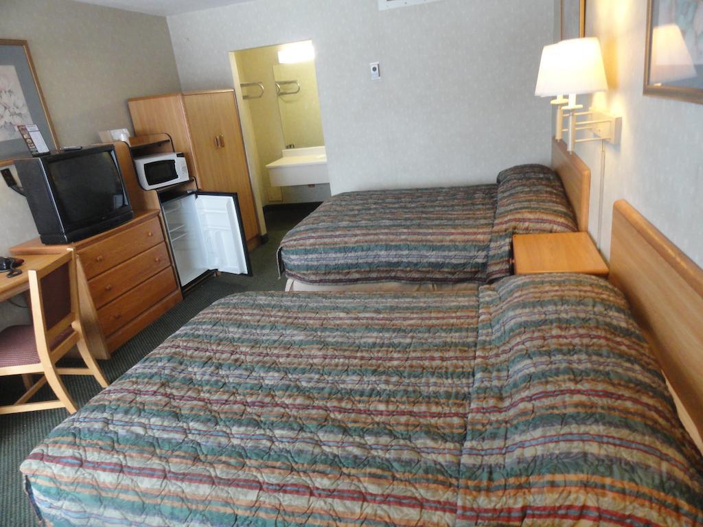 Grand Rapids 2* Wyoming